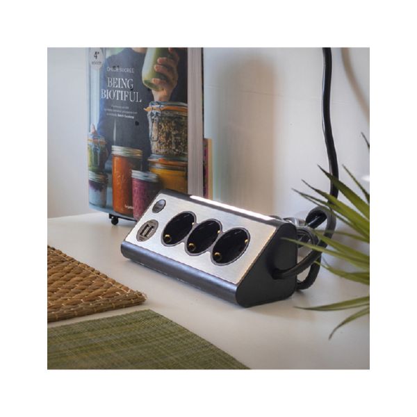 BASE MULT 3 T TRIANGULAR 2 USB + LED POSICION -